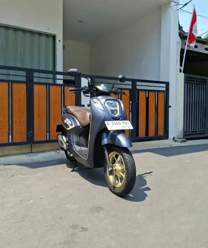Honda Genio 110 CBS ISS MULUSSS Pajak Panjang
