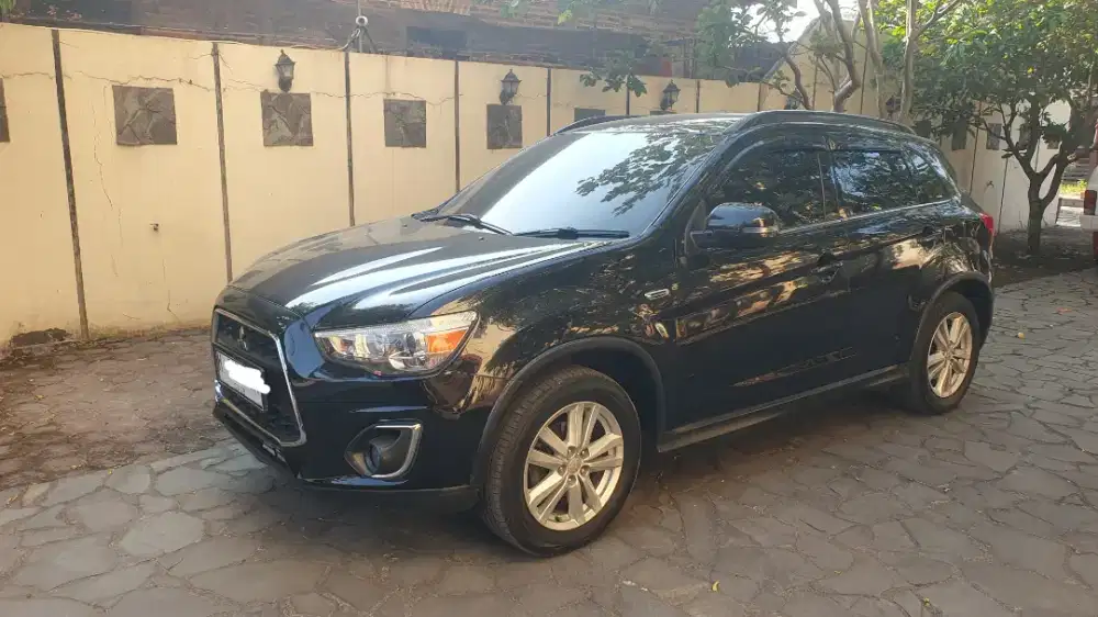 DIJUAL MITSUBISHI OUTLANDER PX 2014