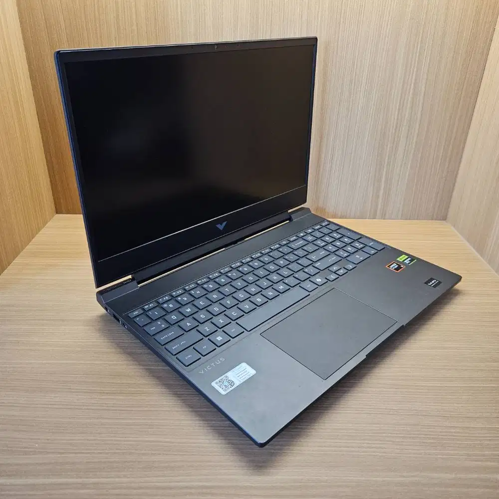 Laptop HP Gaming Victus 15 FB3150AX Ryzen 5-240 16GB SSD 512GB RTX5050