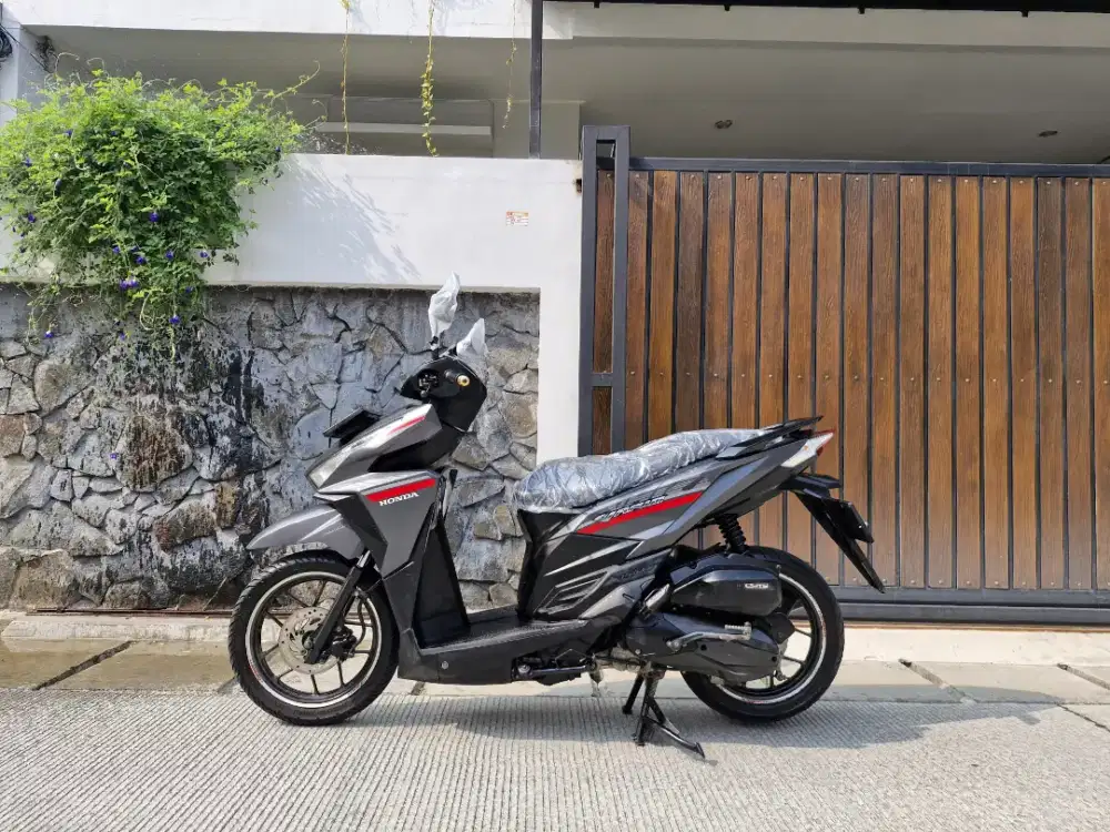 DI JUAL CEPAT HONDA VARIO 125 CBS TH 2018