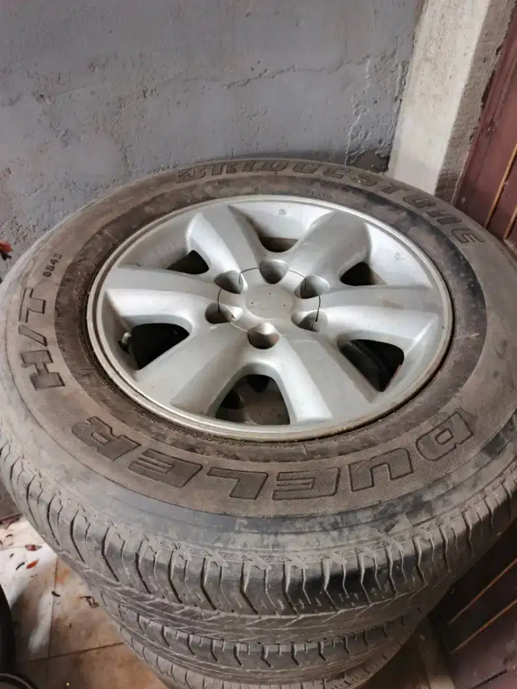 Velg ex fortuner r17 plus ban