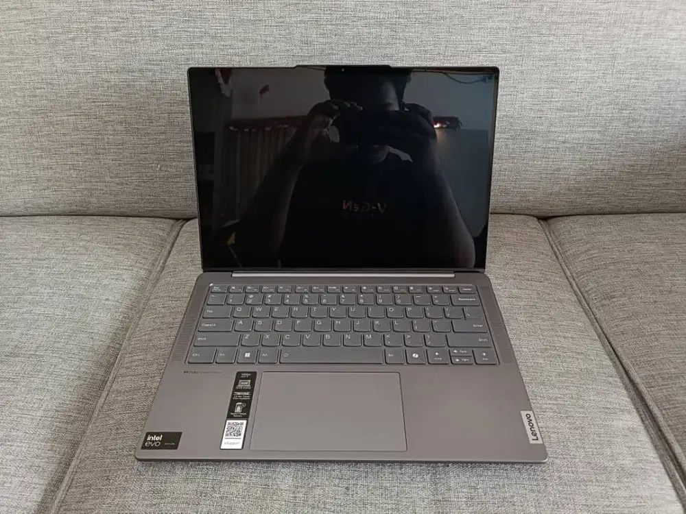 Ready Lenovo Yoga 7i Processor Intel Core Ultra 7 RAM DDR5 16GB SSD 1T