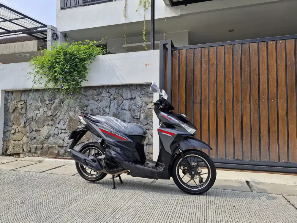 DI JUAL CEPAT HONDA VARIO 125 CBS TH 2018