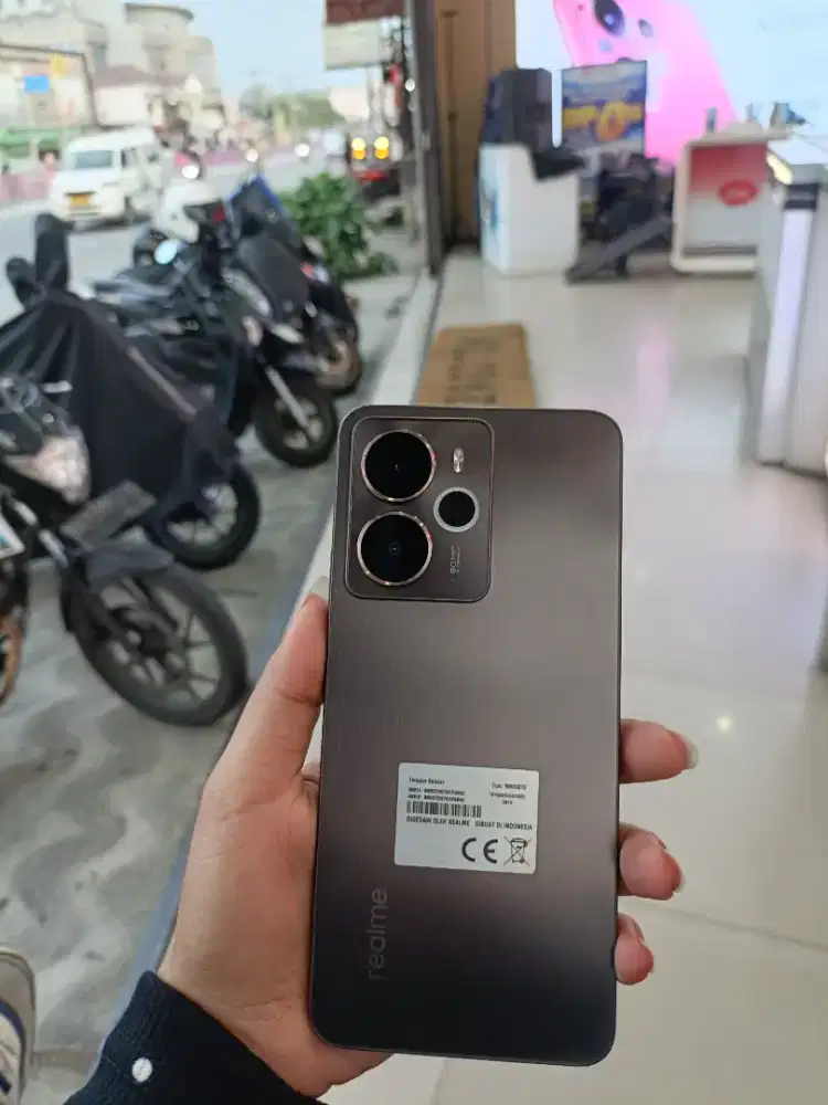realme 15 ram 8/256
