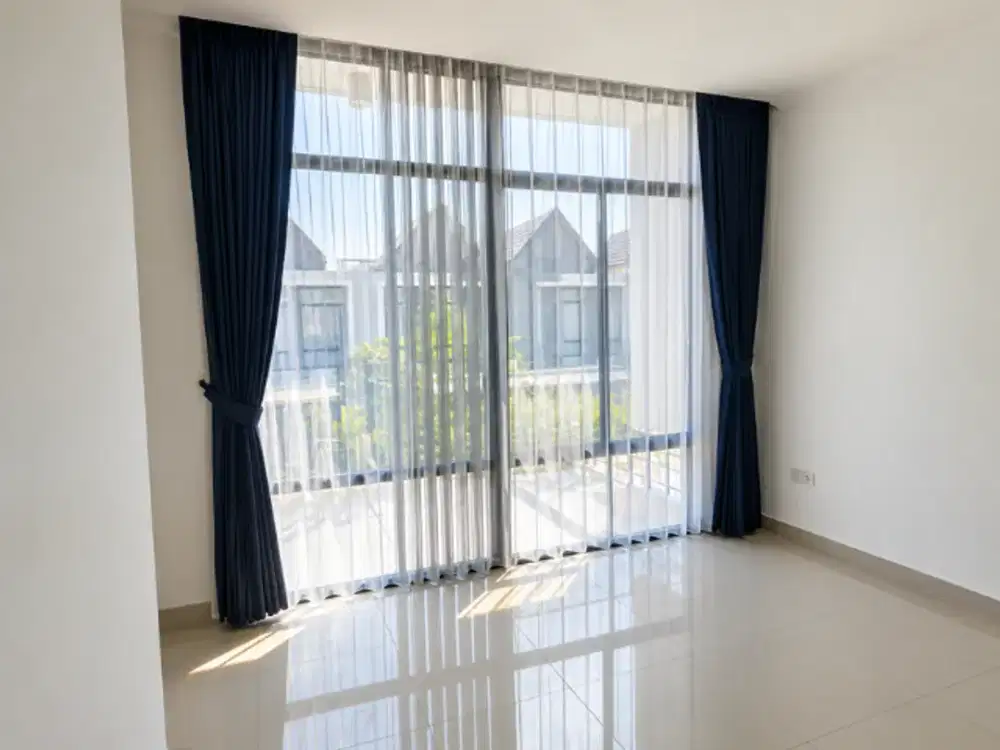 Brand New Rumah Denver PIK 2 View Danau, 6x12,5