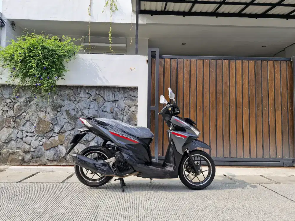 DI JUAL CEPAT HONDA VARIO 125 CBS TH 2018
