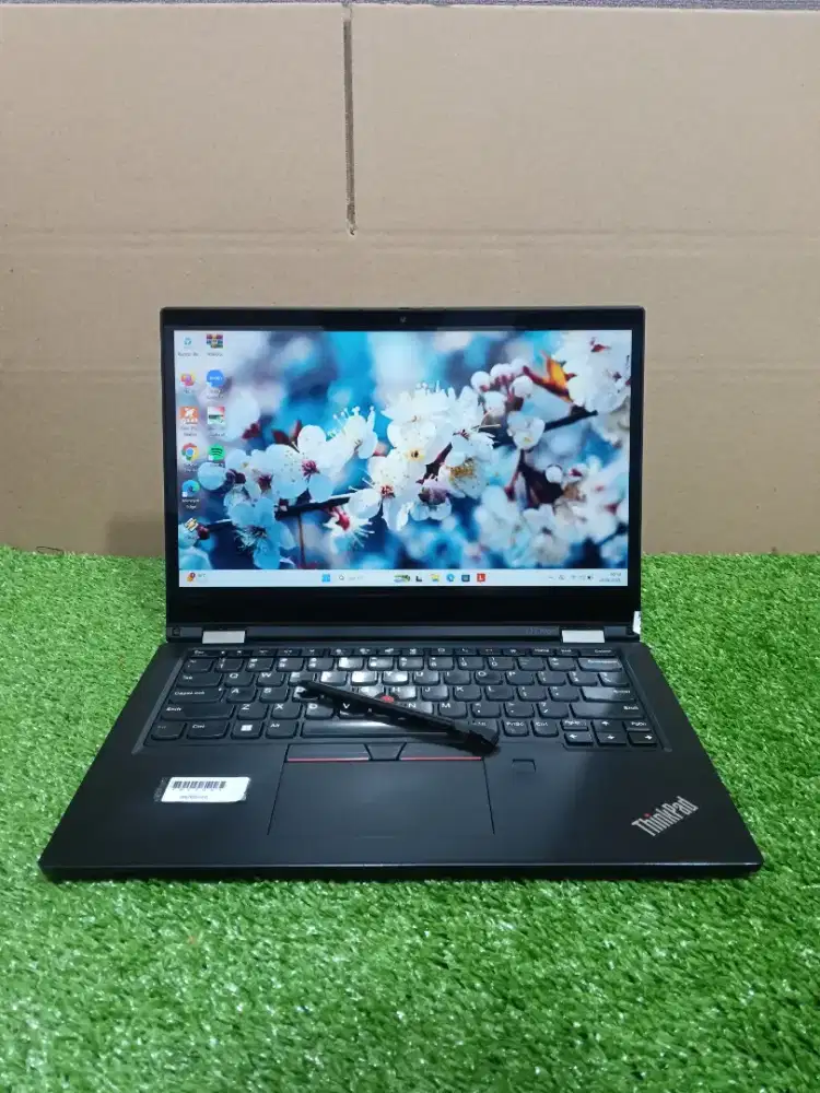 Lenovo Thinkpad L13 yoga Intel core i5 Gen 11 ram 16gb SSD 512GB