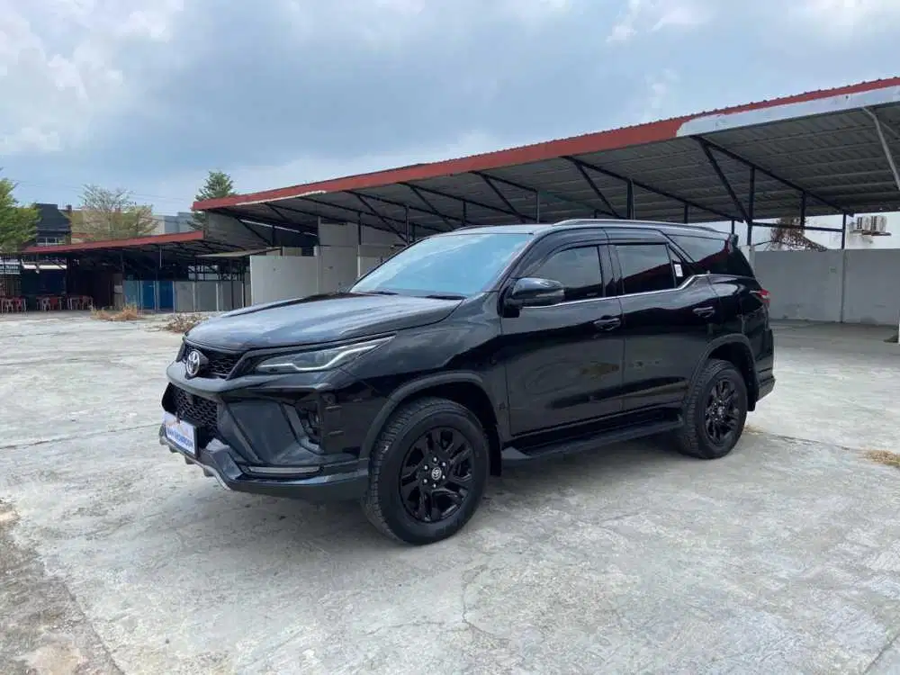 TOYOTA FORTUNER SRZ AT 2025