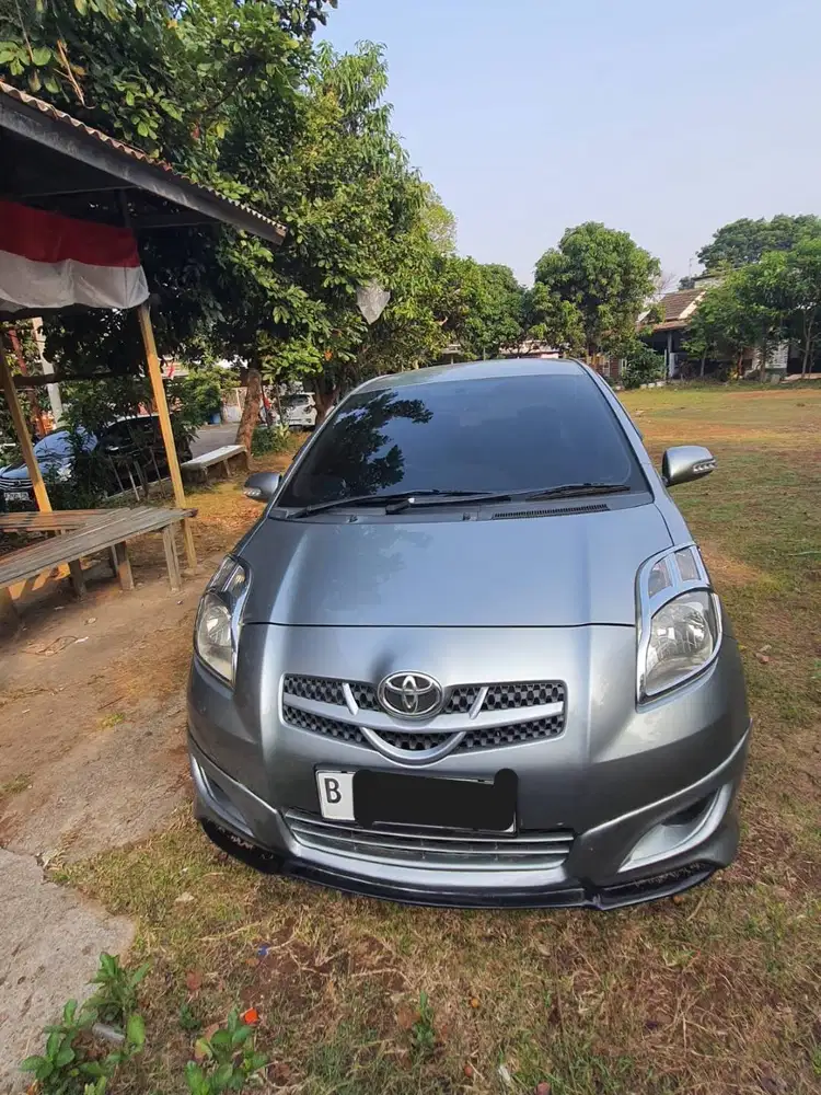 YARIS BAKPAU E MATIC 2007