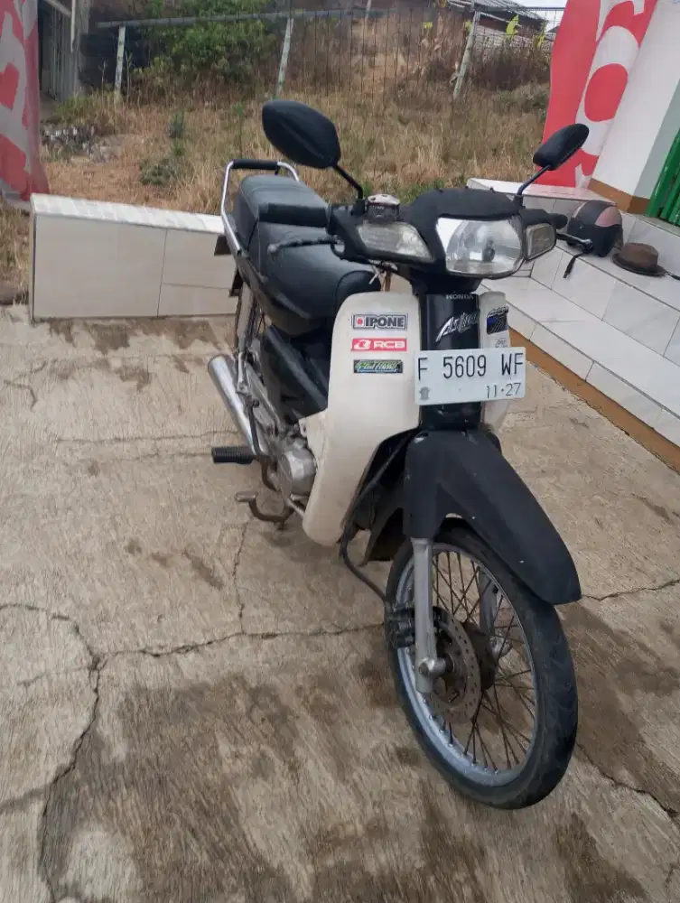 Dijual segera astrea legenda 2002