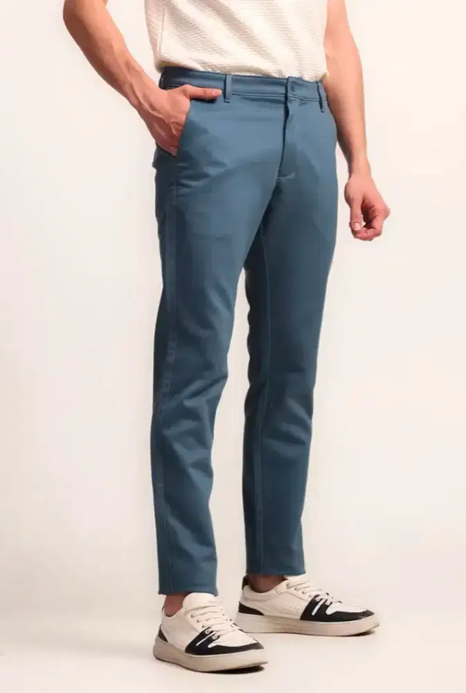 MOC Celana Panjang Chinos Original