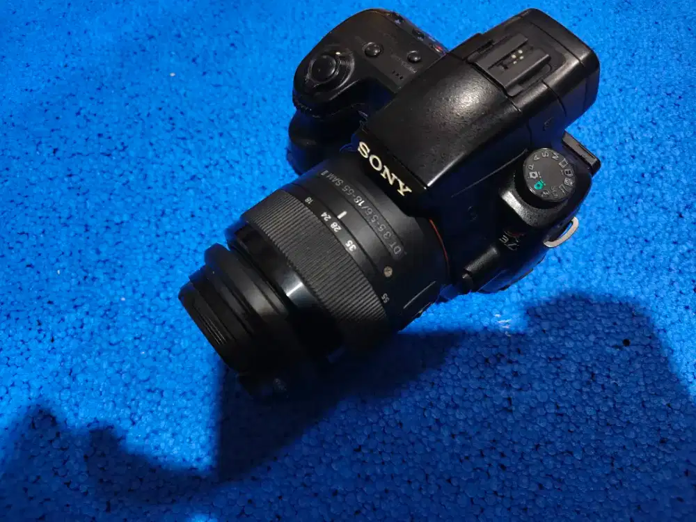 Kamera DSLR sony a37 dan lensa 50mm