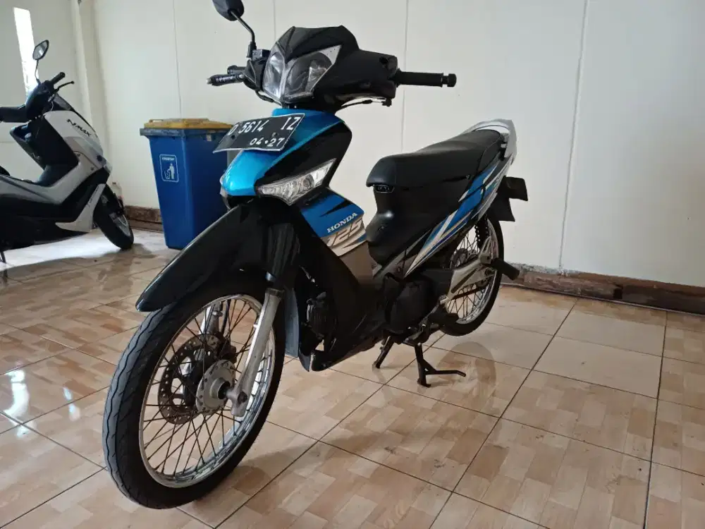Jual Honda Supra X 125 th 2012