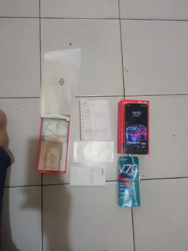 Nubia v70 design fullset