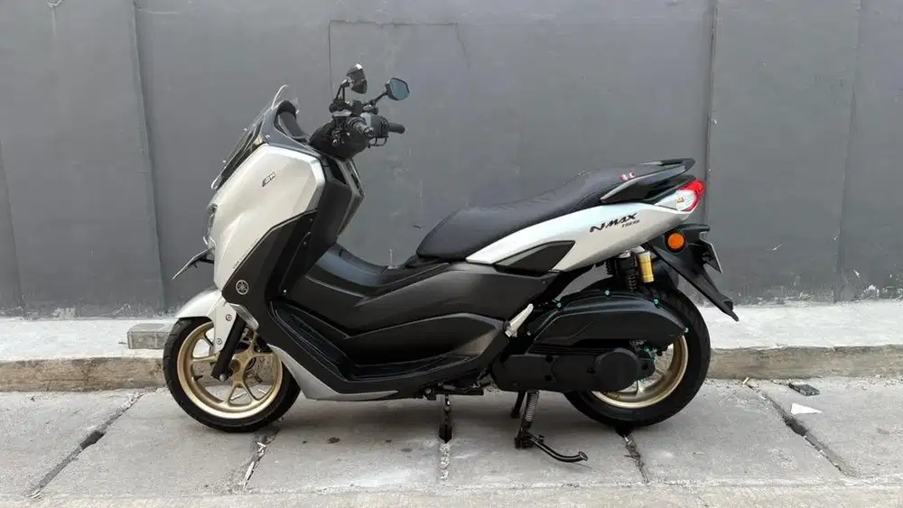 NMAX LOW KM ISTIMEWA