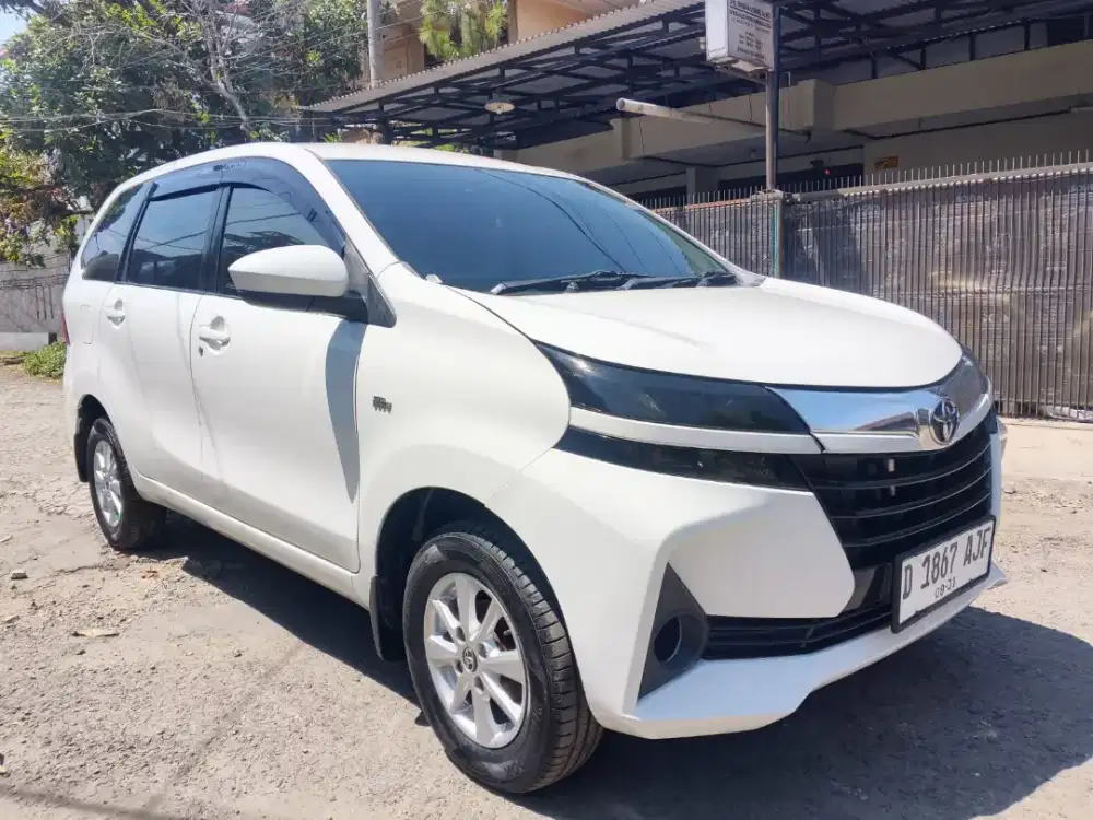 TOYOTA AVANZA E SUDAH UPGRADE G 1.3 MANUAL 2021 PUTIH