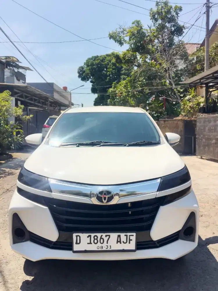 TOYOTA AVANZA E SUDAH UPGRADE G 1.3 MANUAL 2021 PUTIH