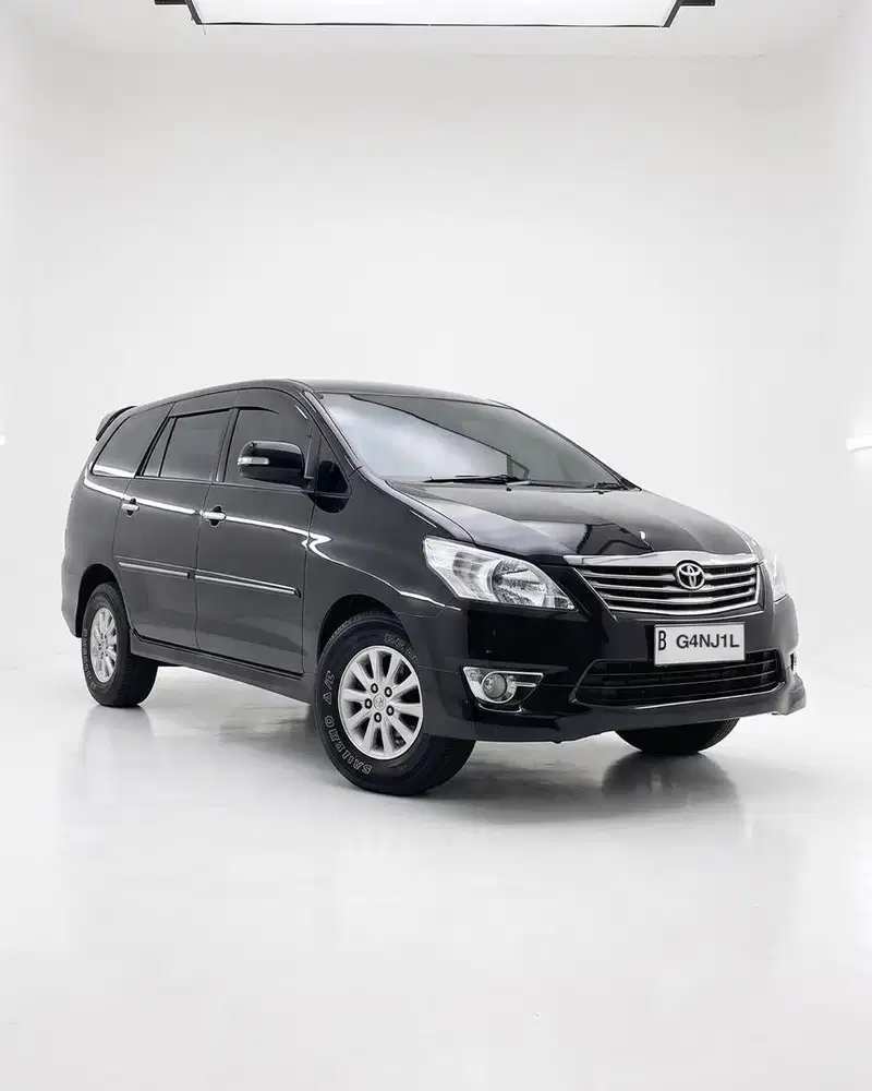 Kijang Innova V Luxury A/T 2012