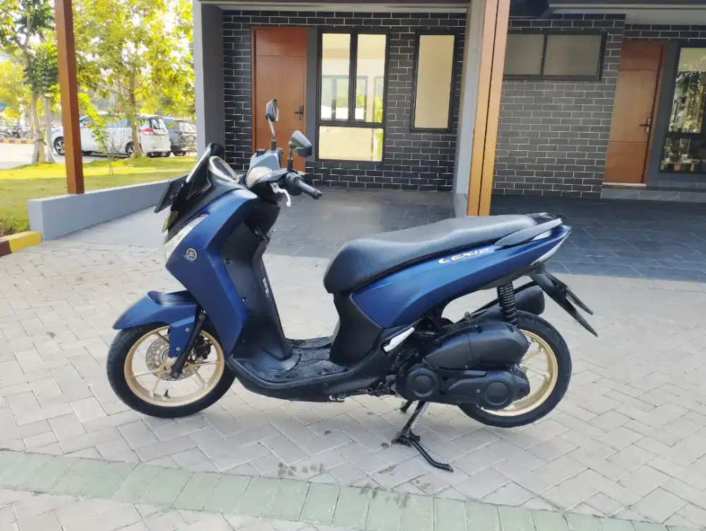 YAMAHA LEXI KEYLESS