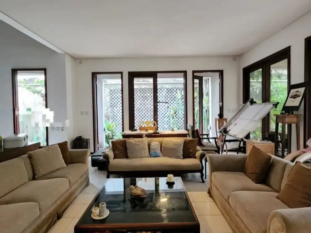 SUPER MURAH ! Rumah 2 Lantai di Pejaten 7 KT Strategis di Jakarta Selatan  – 7,5 M HOT DEALS
