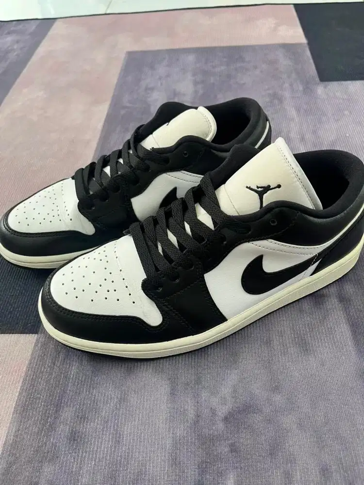 Sepatu Nike Air Jordan Low