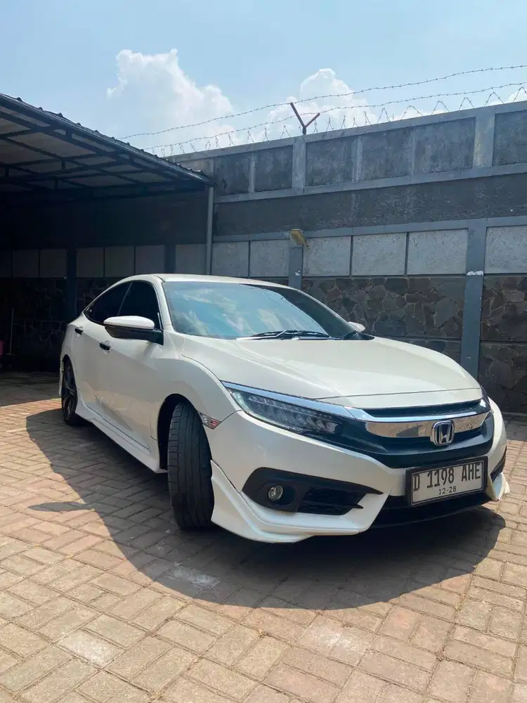DIJUAL HONDA CIVIC 2018