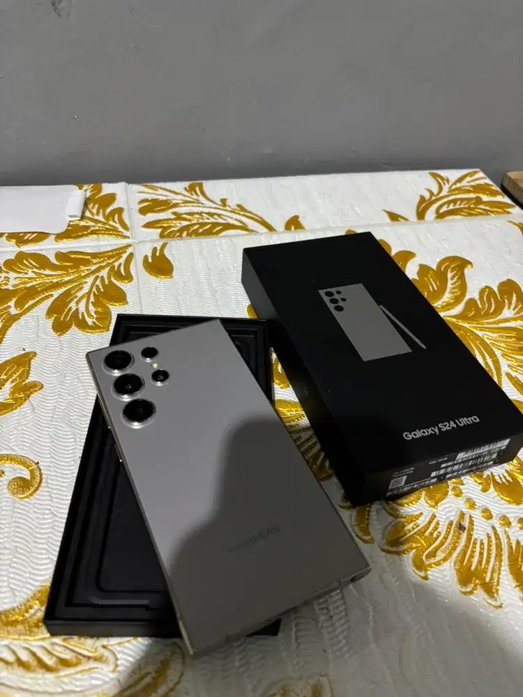 Samsung galxy s24 ultra Ram 12/256