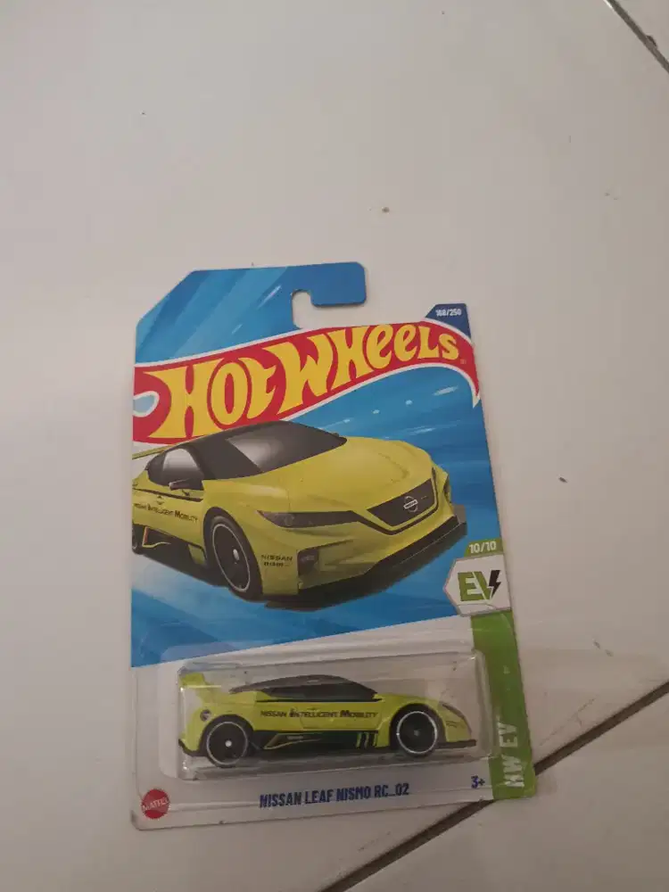 HOTWHEELS THRESURE HURT Reguler NISSAN LEAF NISMO RC_02