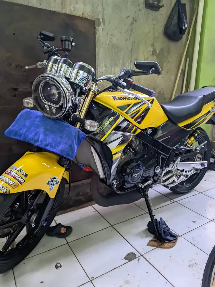 Kawasaki Ninja R Convert SS 2014