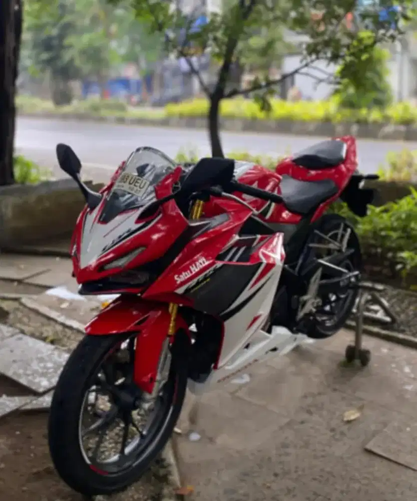 Honda Cbr 150R Bu