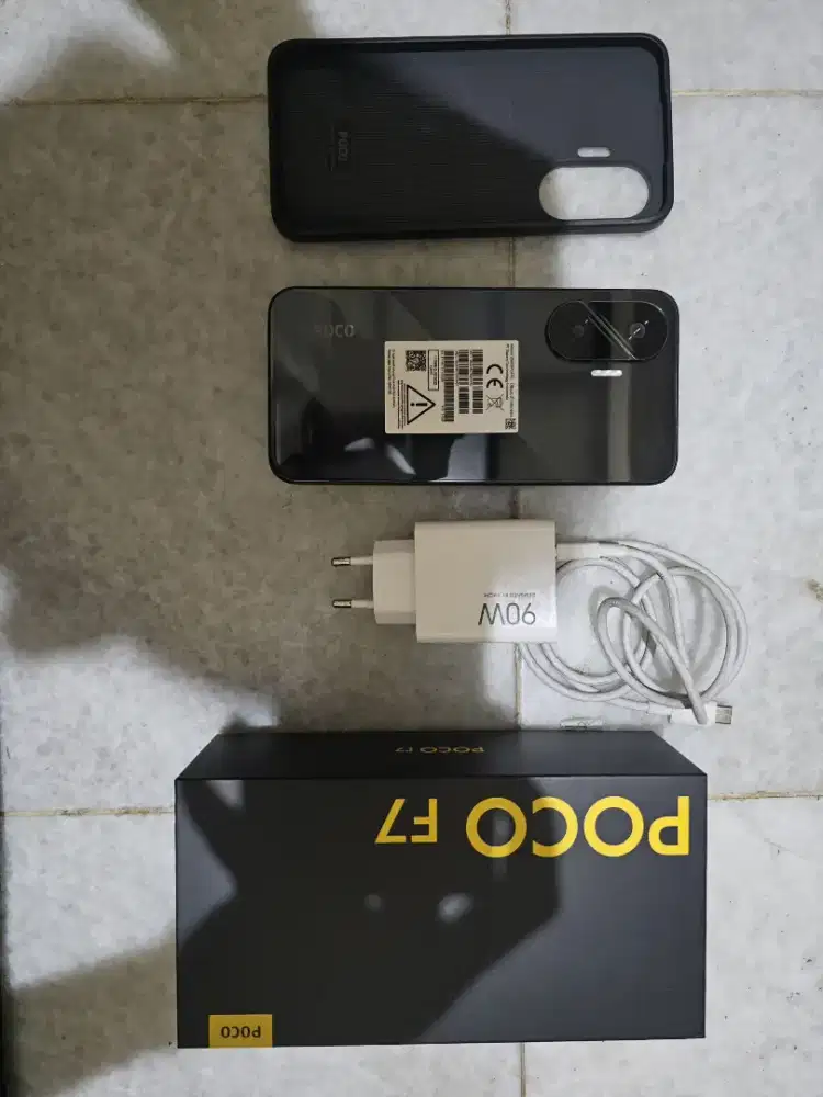 Poco F7 RAM 12 GB - Internal 512 GB