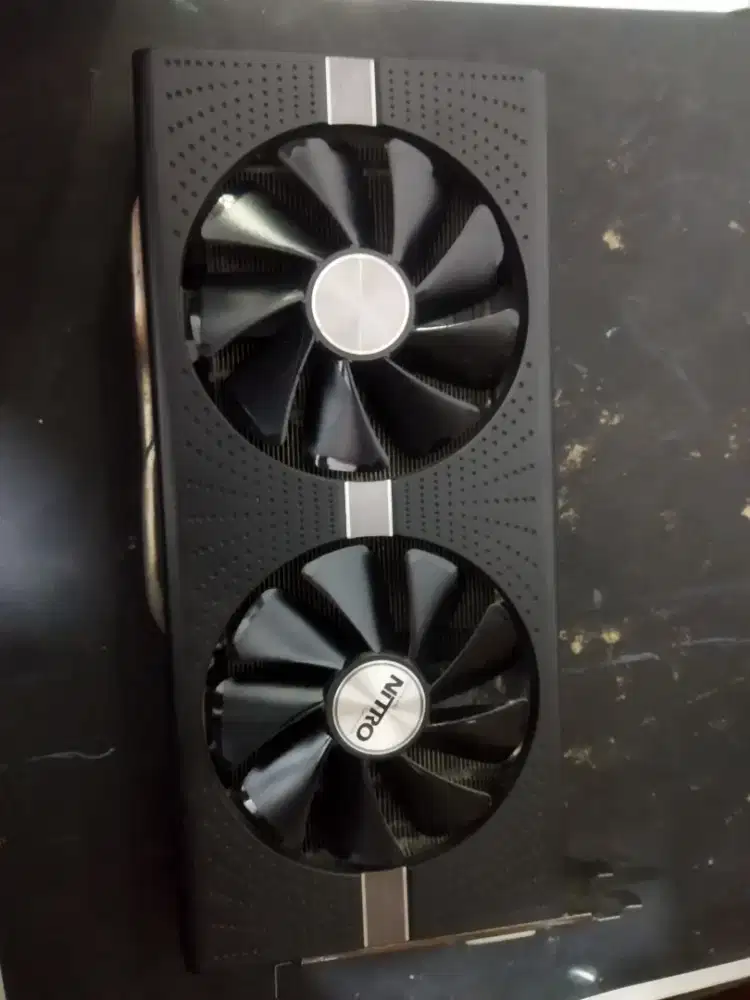 Gpu vga sapphire nitro + radeon rx 580 4gb normal