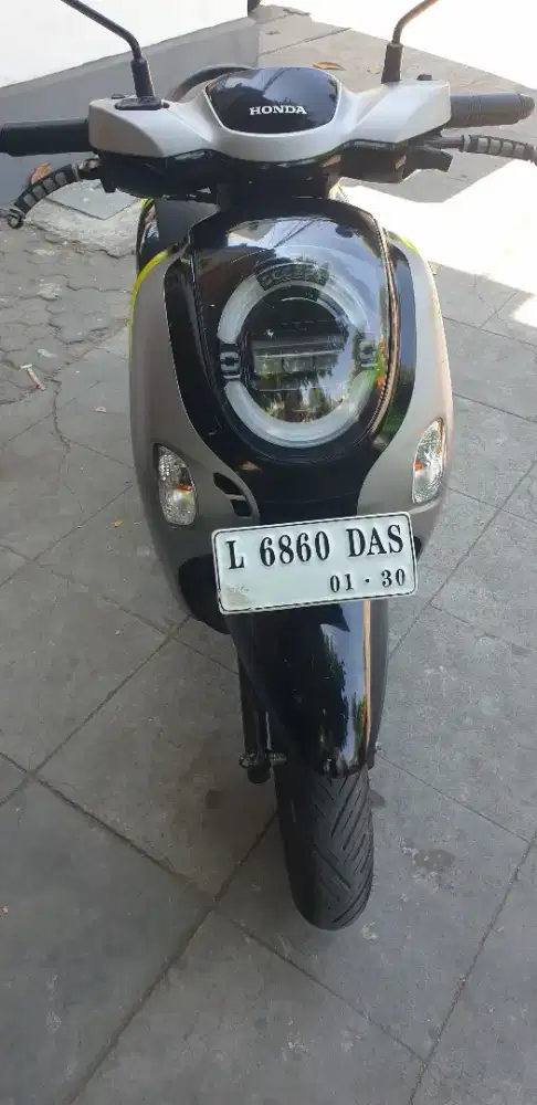 Scoopy Fhasion th 2025 istimewa km 09 rb pjk baru