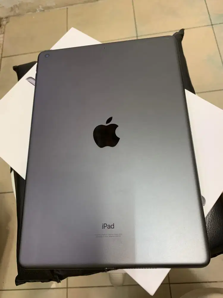 Ipad gen 9 256Gb wifi only like new