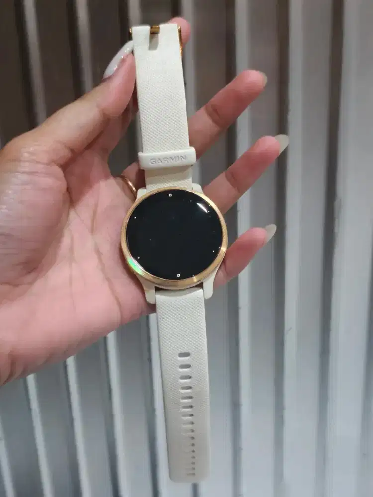 Garmin Venu 2S 43mm Unit Only