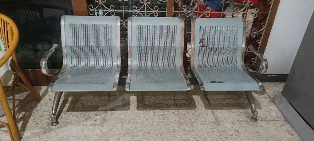 DIJUAL KURSI BESI BANDARA JEJER 3