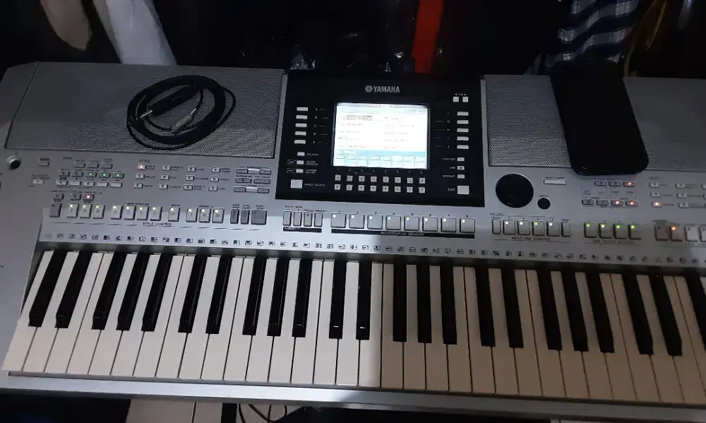 Keyboard Yamaha PSR-S 910