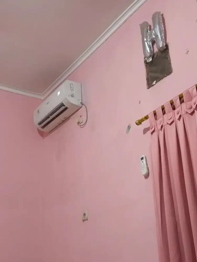 Dicari ART MOMONG + MASAK MENGINAP