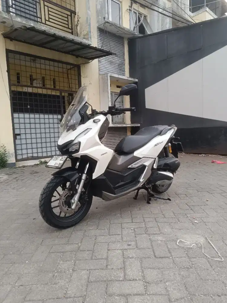 Honda ADV 160 CBS 2025 mulus