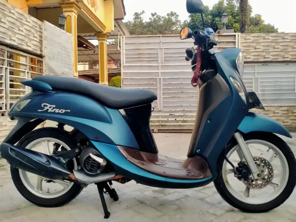 Yamaha Fino grande 125 lengkap motor sehat keterangan detail dibawah