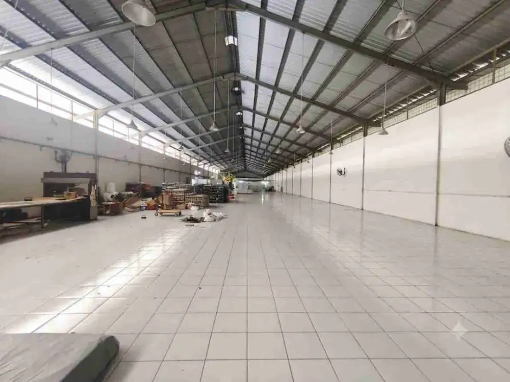 Dijual Harga Mapan Gudang Bagus Siap Pakai 5 menit pintu tol Gondangrejo Karanganyar Jateng