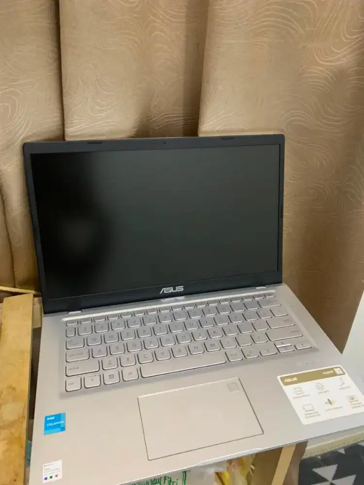 Laptop asus vivobook