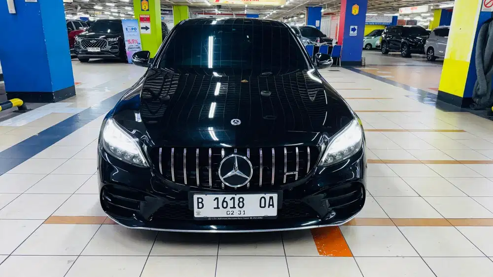 Mercy C200 AMG 2020 Hitam