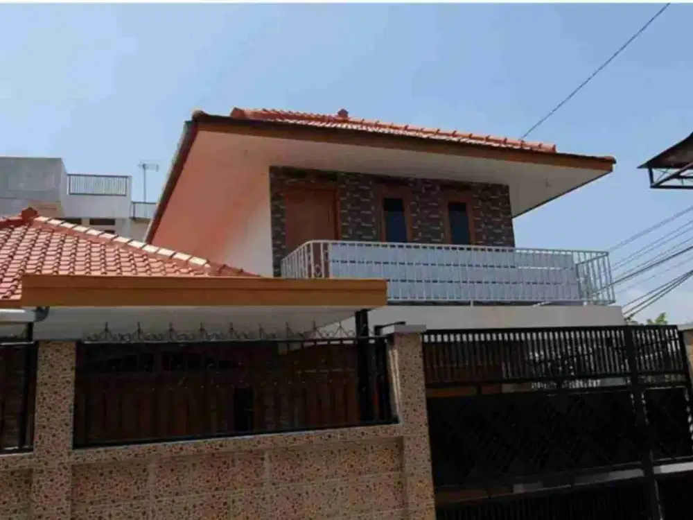 RUMAH 2 LANTAI