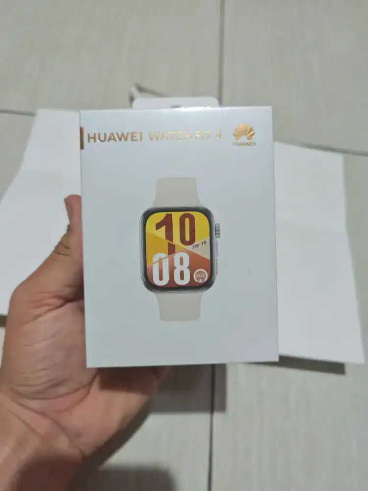 HUAWEI FIT 4 WHITE BNIB/NEW