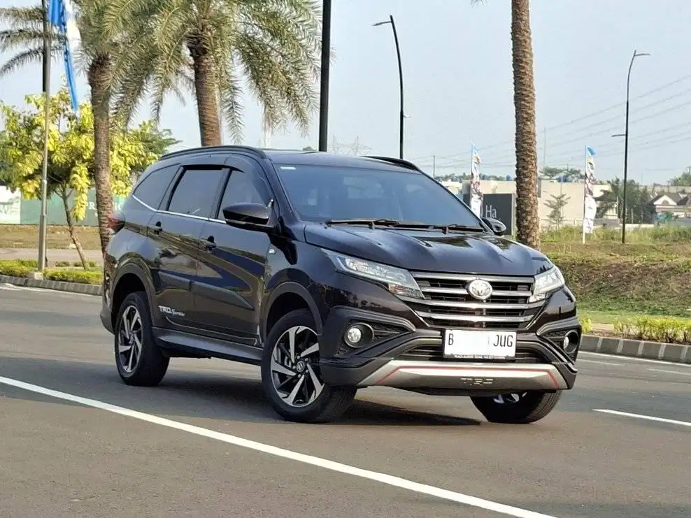DP 5 JUTA RUSH S TRD Sportivo AT Automatic 2018