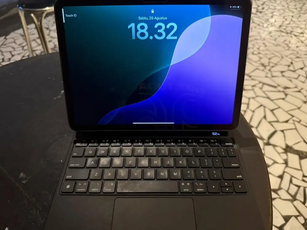 iPad Air 11 inch 256 GB (M2) ex IBOX include magic keyboard