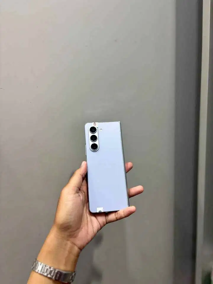 Samsung Z Fold 5 12/512 Sein Fullset Normal