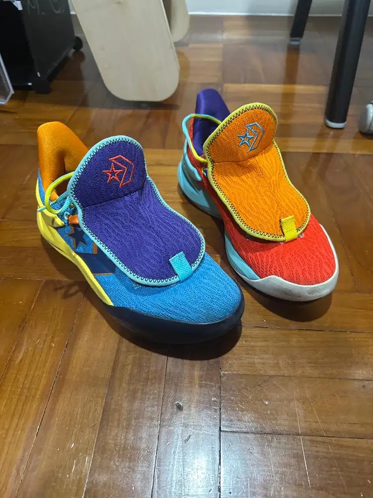 Convers basketball shoes