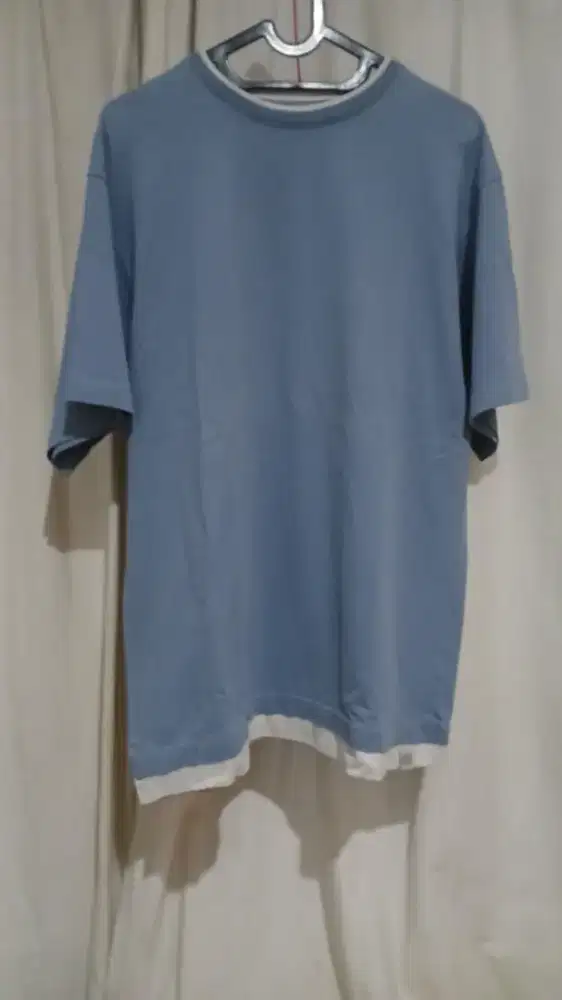 Kaos oblong merk Pull n bear